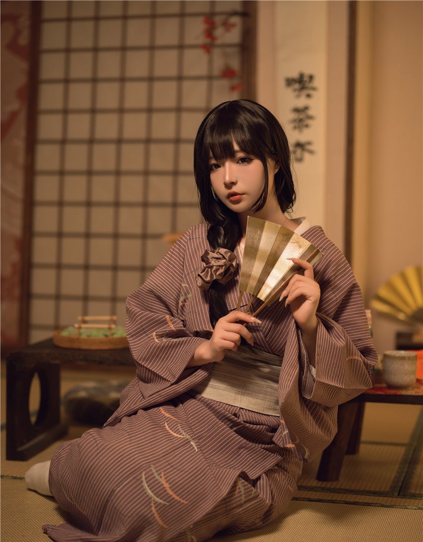 yuuhui玉汇 独居的寡姐[132P1V-2.82GB]