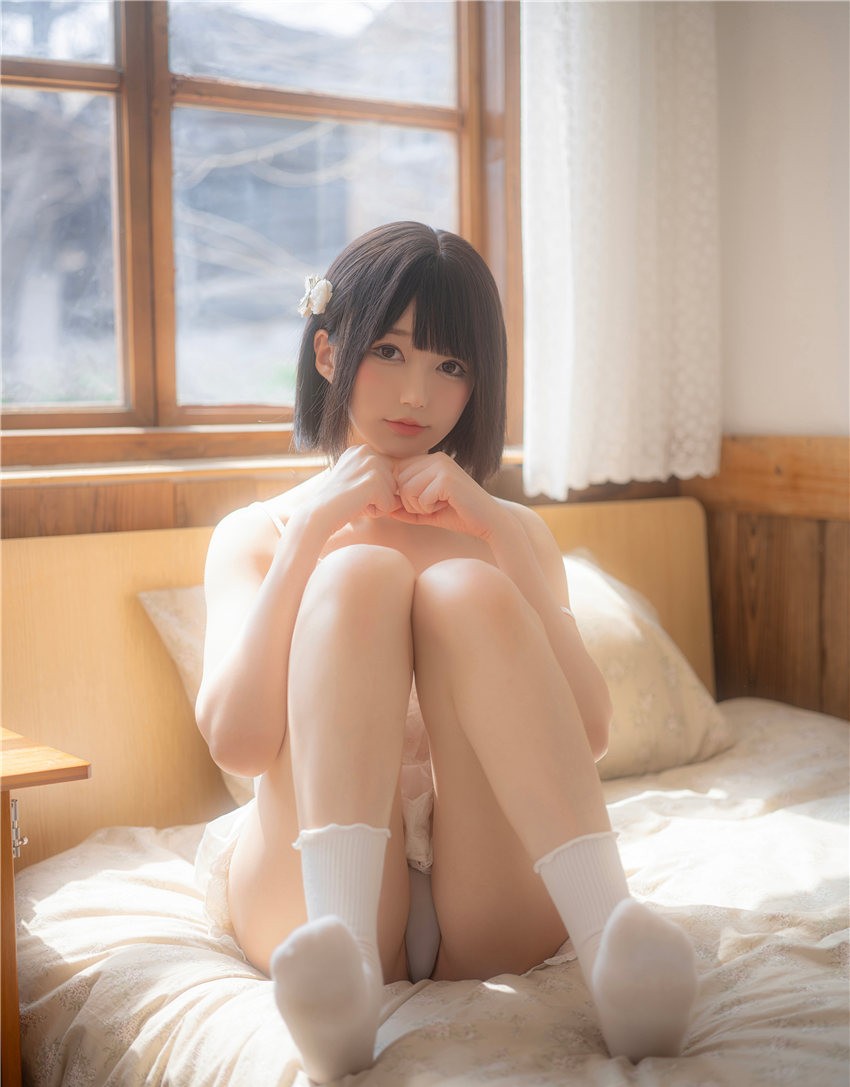 Nagisa魔物喵 夏休み日記 [100P-528MB]