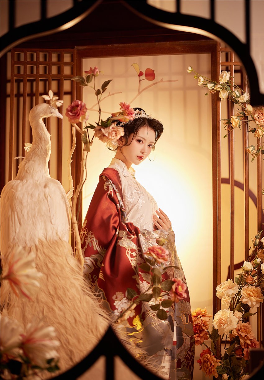 Shika小鹿鹿 大明富贵花 [11P-131MB]