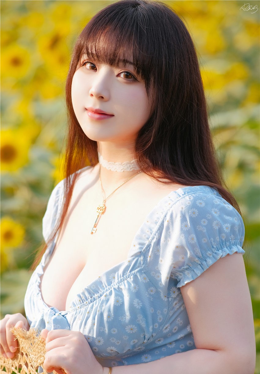 皮皮奶 彼女向日葵[35P-251MB]