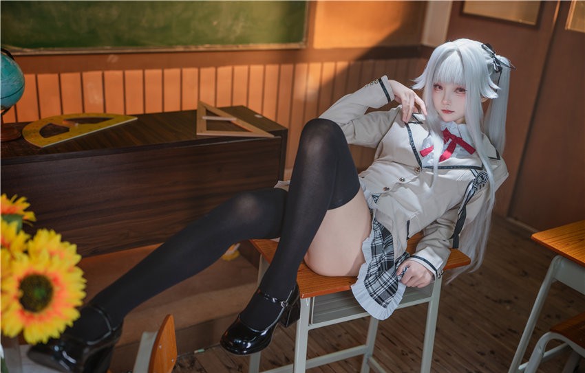 大大卷卷小卷 美少女万华镜 校服 [29P-154M]