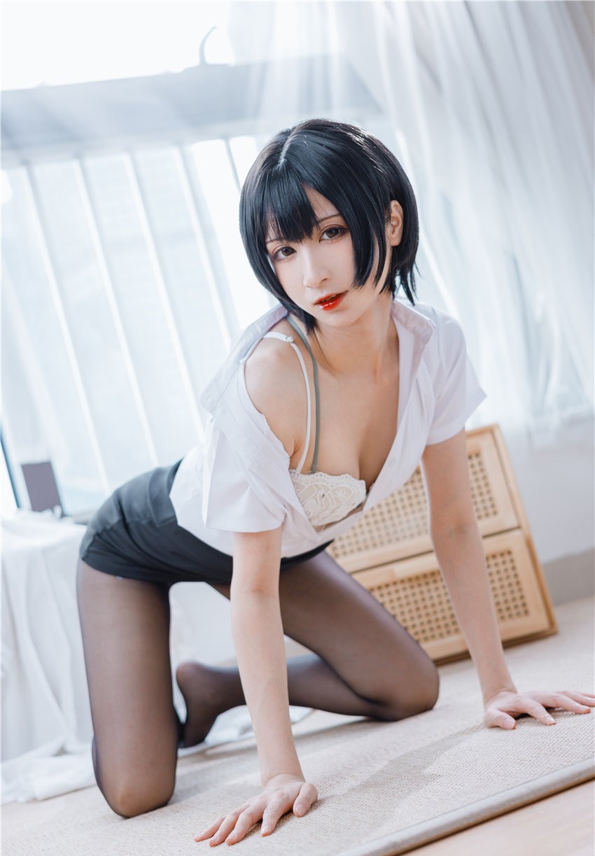 贝儿酱Miki OL装 [31P-289MB]