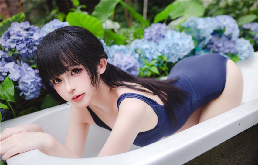 日奈娇 死库水 [130P-0.98GB]