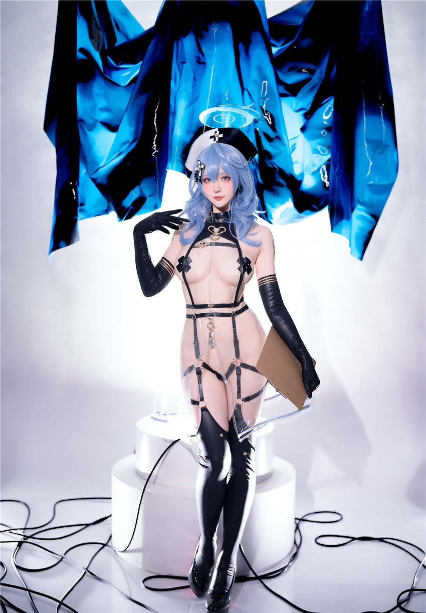星之迟迟 碧蓝档案BA写真本《Erotopia》 天雨亚子 [60P-320MB]