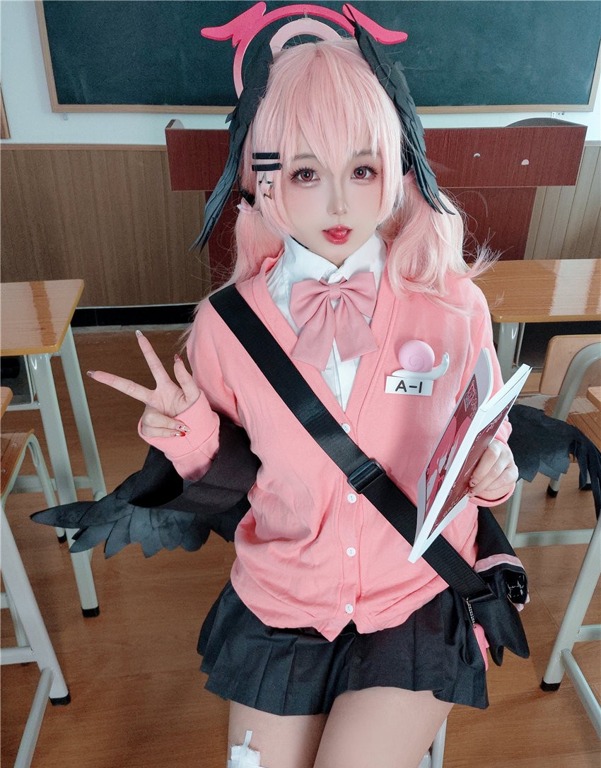 日奈娇 下江小春jk [136P-2.63GB]
