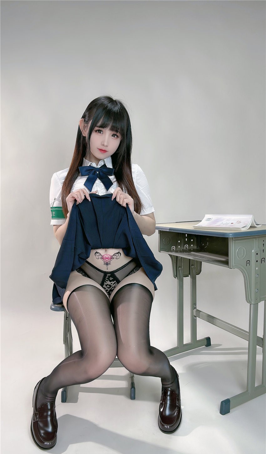 miko酱ww  mikoの风纪委员 [40P-258MB]