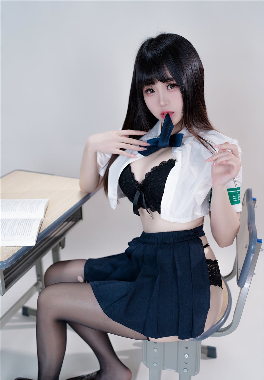 miko酱ww  mikoの风纪委员 [40P-258MB]