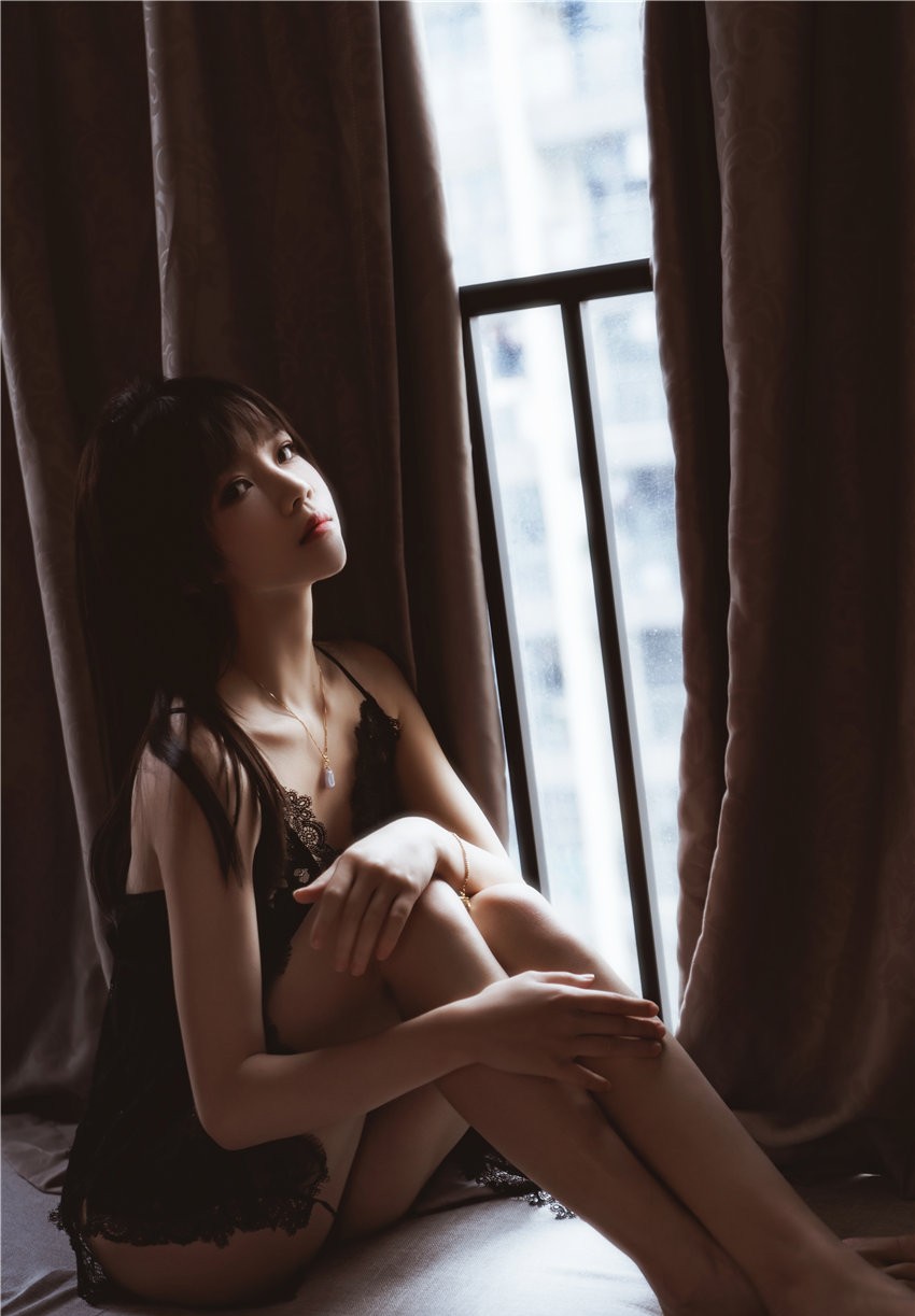 桜桃喵 黑[22P-165MB]