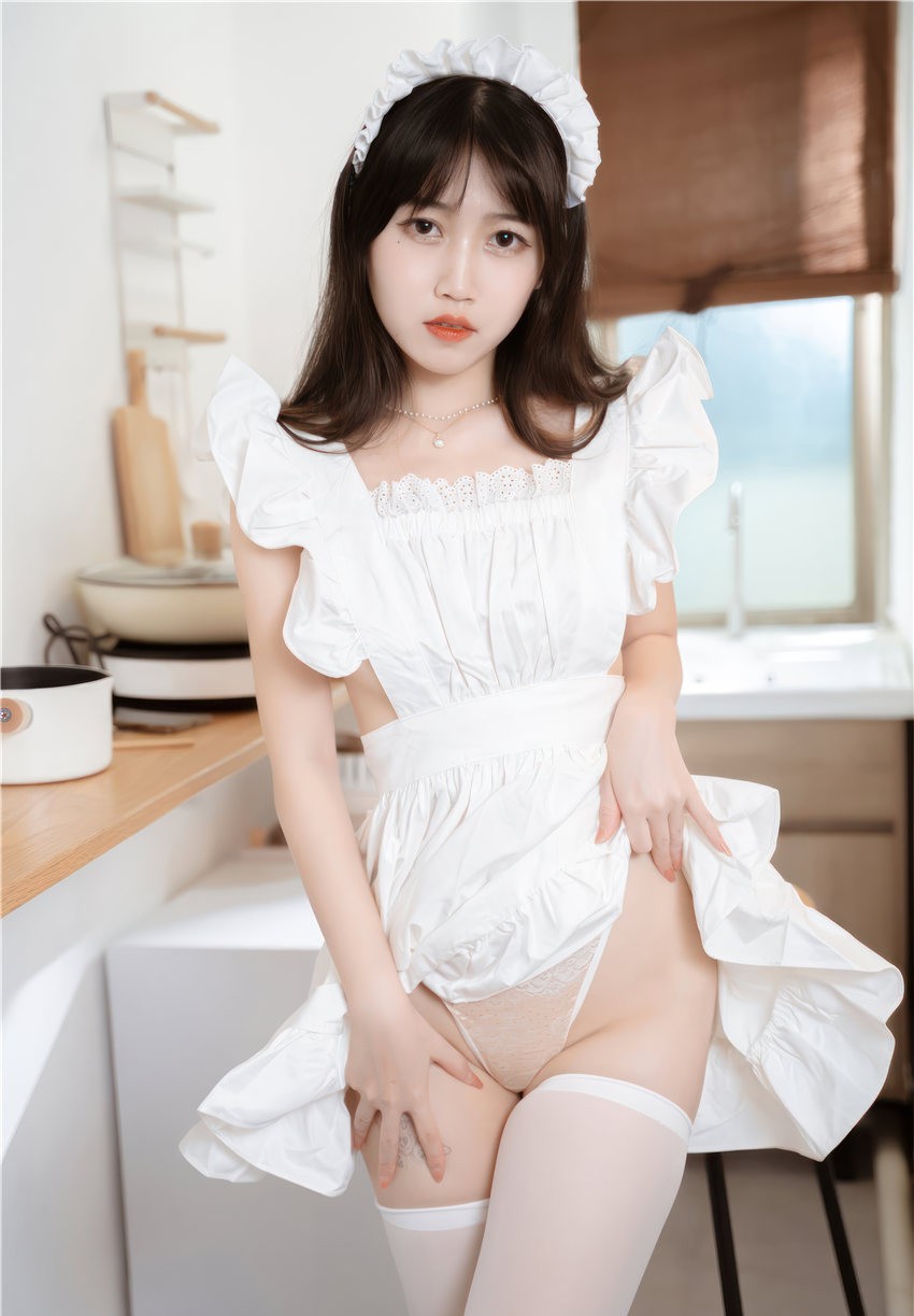 不呆猫 厨房小钕普 [35P-212MB]