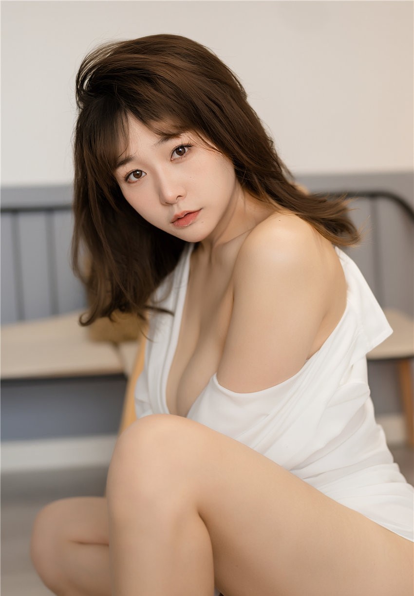 三刀刀miido 情人节 男友衬衣[47P-440MB]