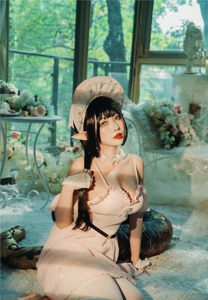 宮本桜 森蚺芭蕾 [33P-742MB]