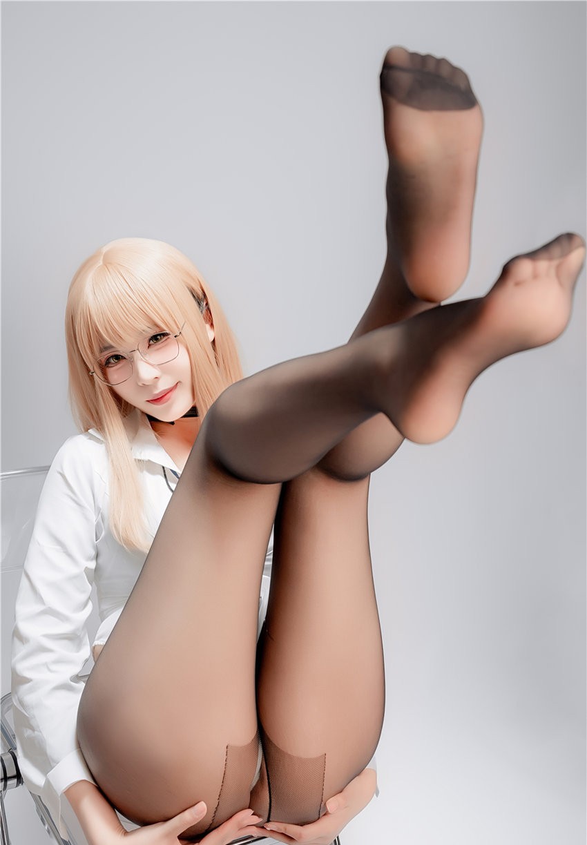 轩萧学姐 艾玛OL[176P2V-826MB]