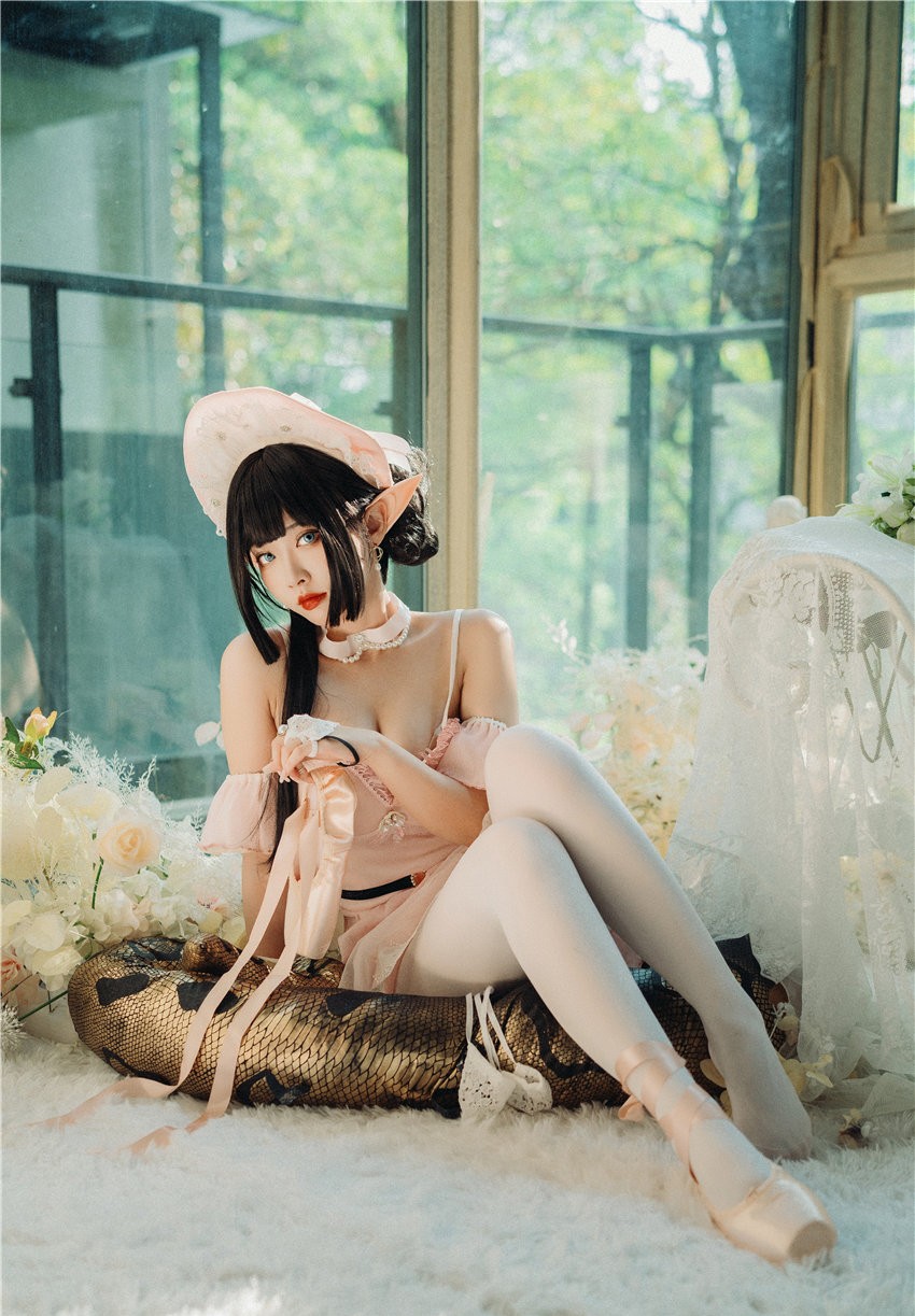 宮本桜 森蚺芭蕾 [33P-742MB]