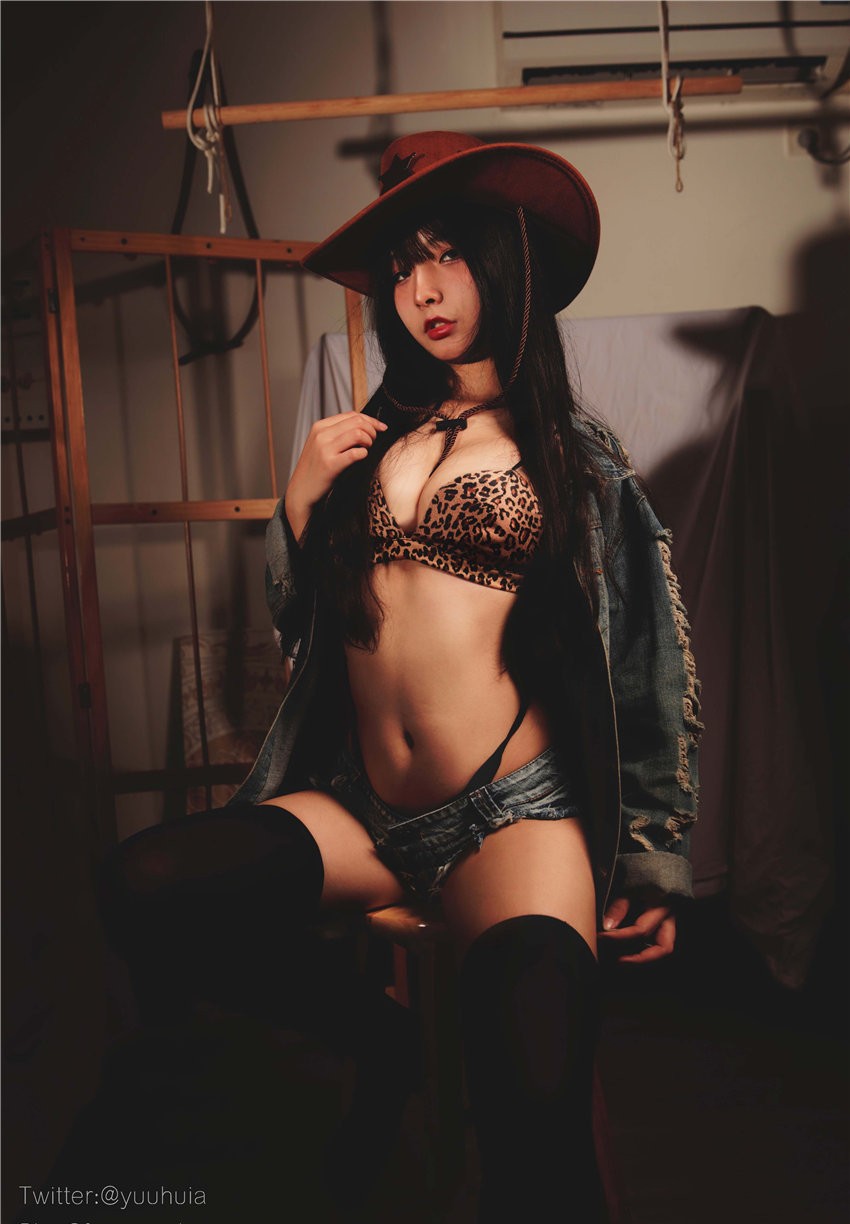 yuuhui玉汇 爆文牛仔 [25P-338MB]