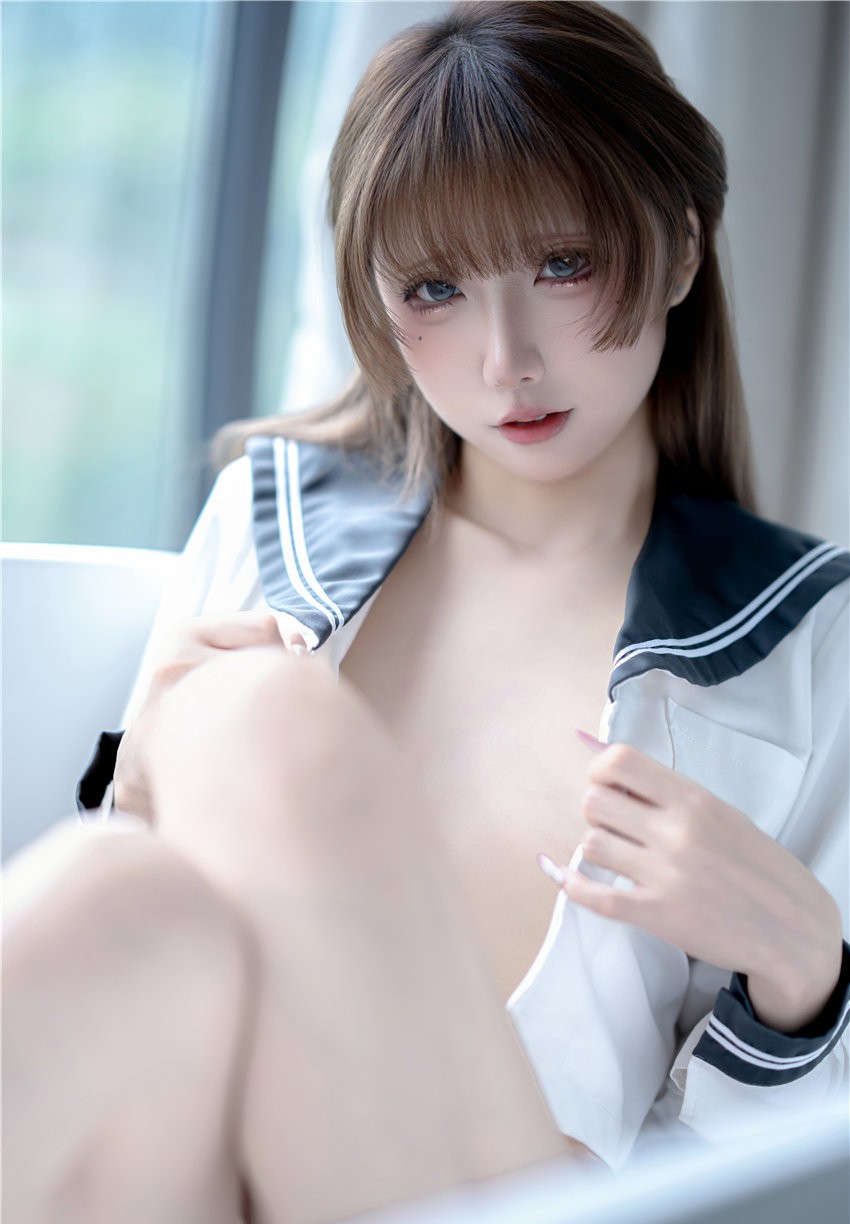 纸悦Etsu_ko 浴刚JK [16P-125MB]