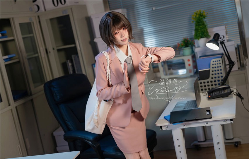 咬一口兔娘 2026年8月作品 职场新人无惨 上篇 [119P1V-1.73GB]