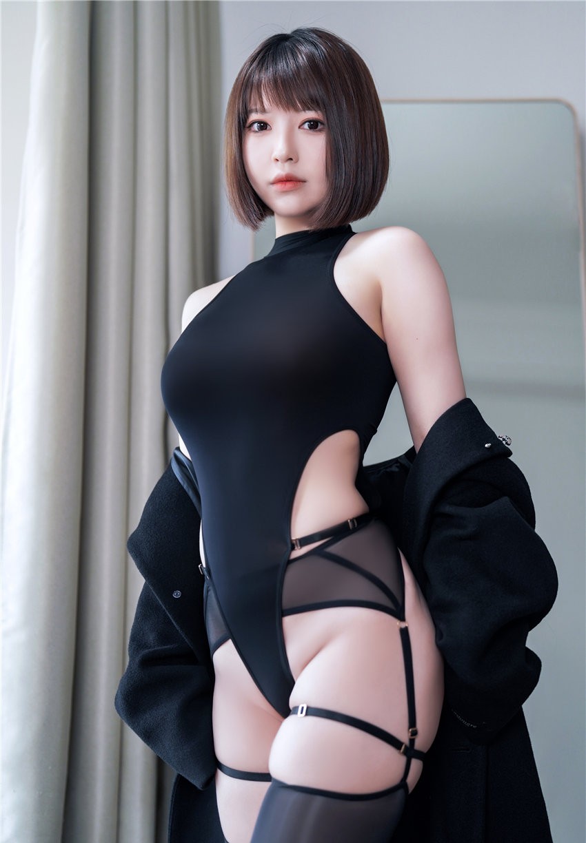 半半子 今日は黑 Vol.3 [20P1V-88MB]