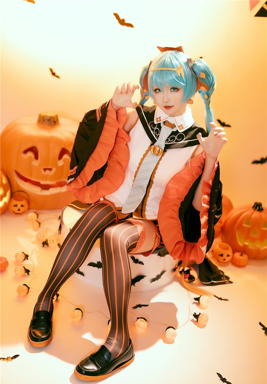 星之迟迟 23年10月计划赠品 万圣节MIKU [53P-306MB]