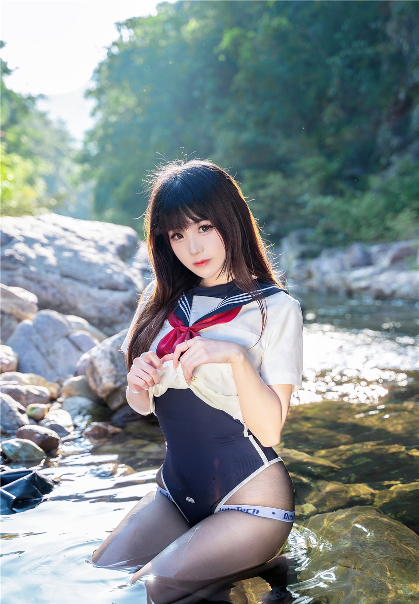 miko酱ww 小溪流[24P1V-217MB]