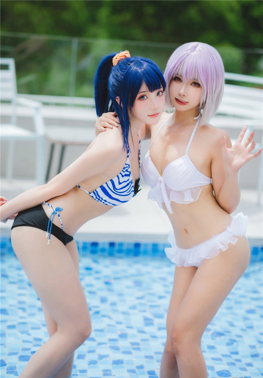 Momoko葵葵&瓜希酱 SSSS.GRIDMAN宝多六花&新条茜 泳装[85P-472MB]