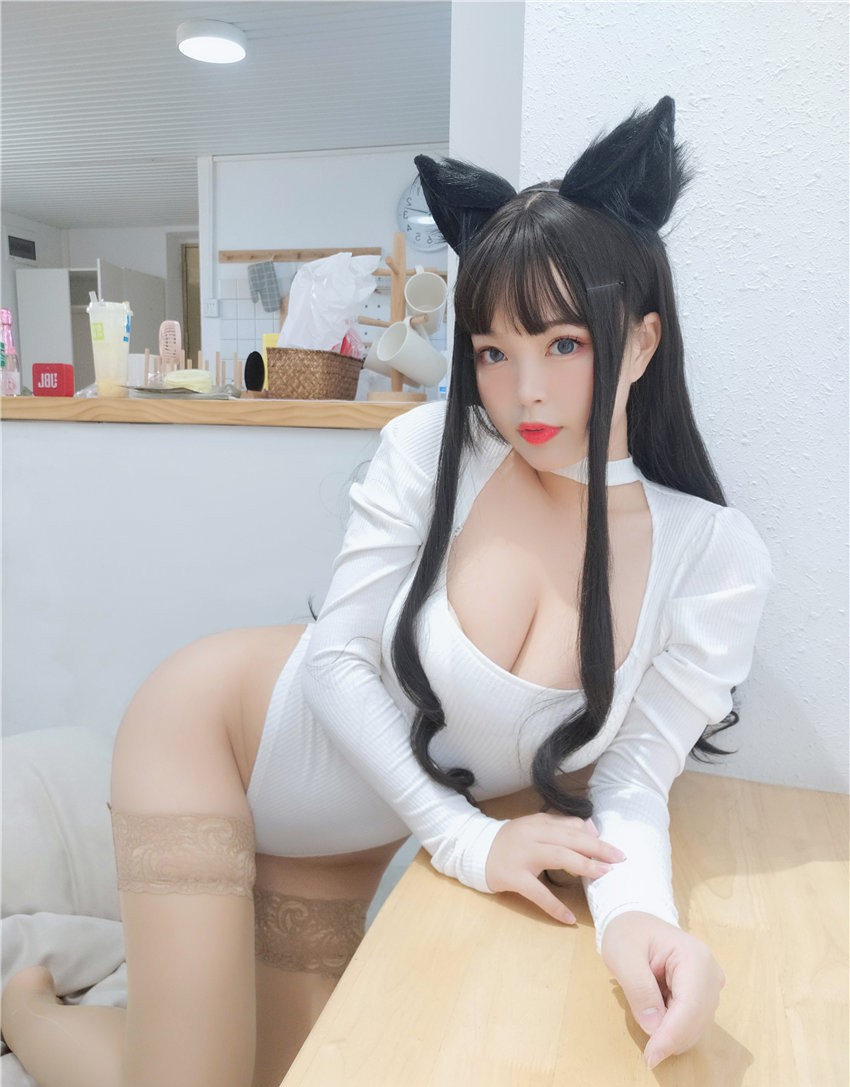 白烨 犬系姐姐 [88P15V-1.43GB]