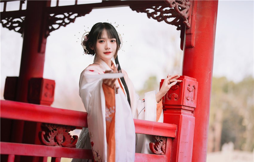 兔子Zzz不吃胡萝卜 红叶新赋 [37P-463MB]