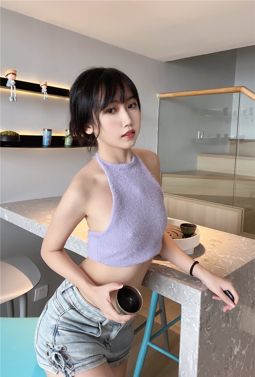 不呆猫 紫色任期日常 [33P-179MB]