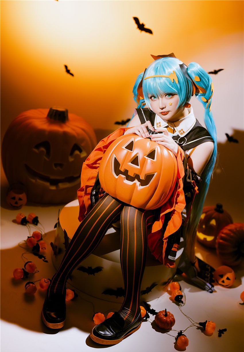 星之迟迟 23年10月计划赠品 万圣节MIKU [53P-306MB]