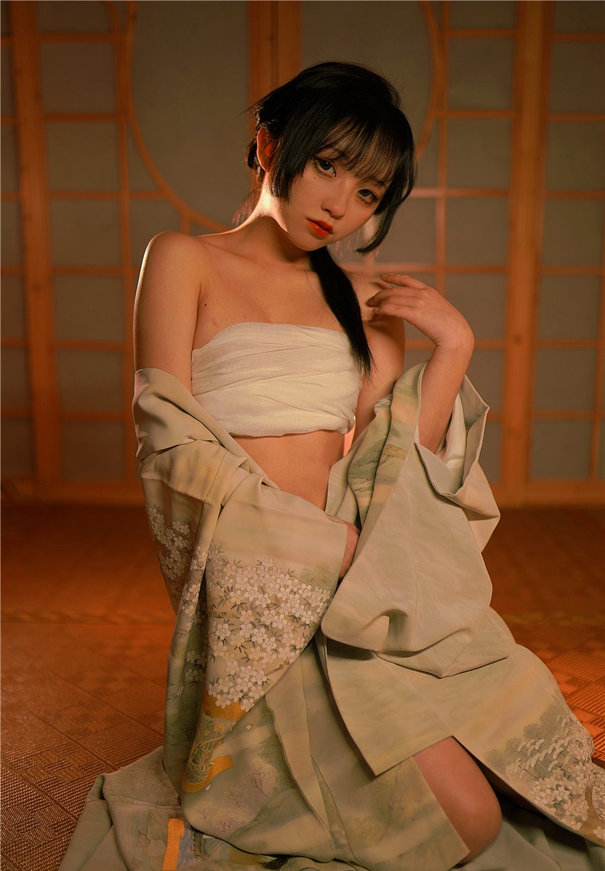 花铃 和服 [22P-198MB]