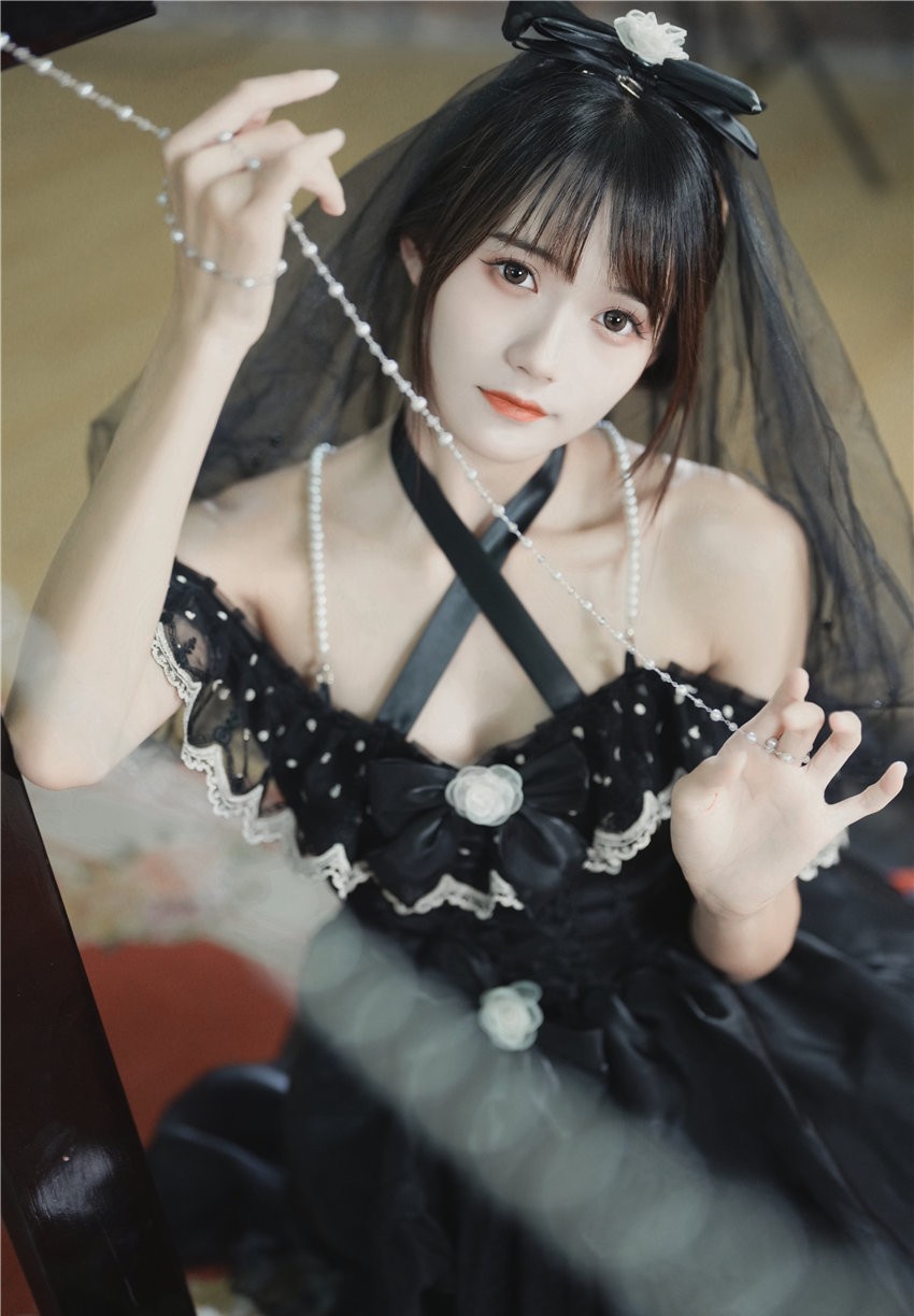 兔子Zzz不吃胡萝卜 契约十字 [27P-281MB]