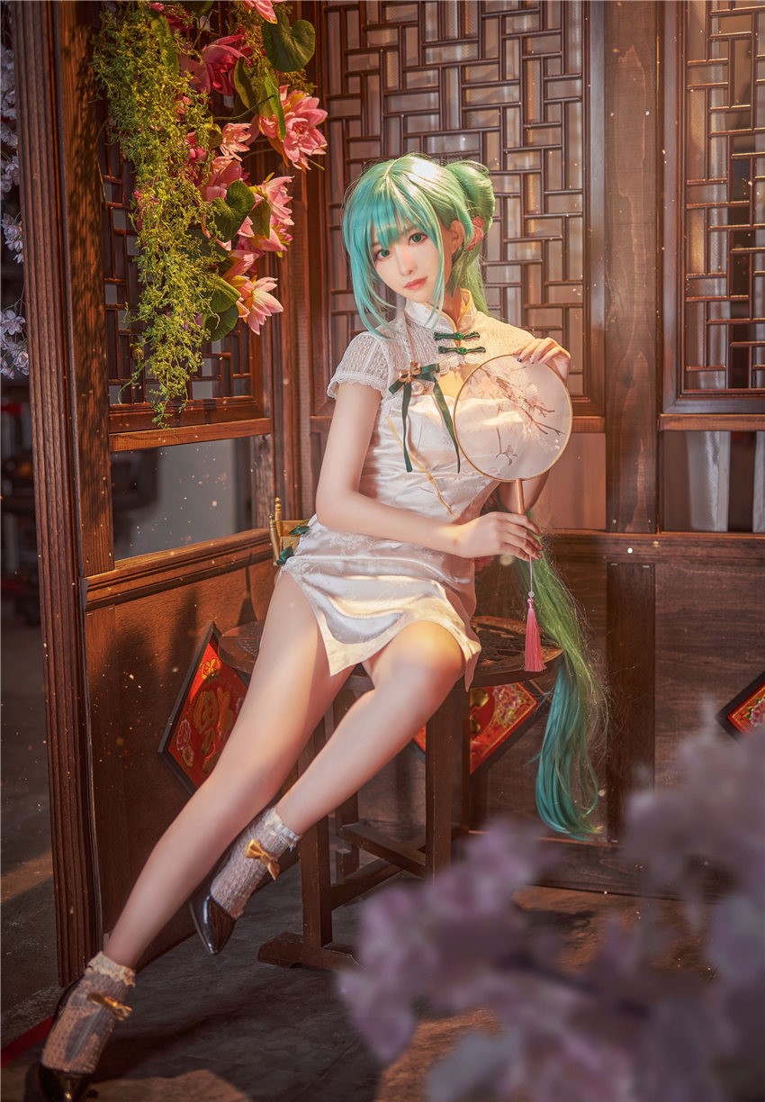 Shika小鹿鹿 初音韶华[23P2V-106MB]