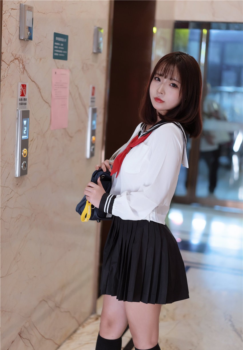 yuuhui玉汇 约会我的女学生 [101P-1.88GB]