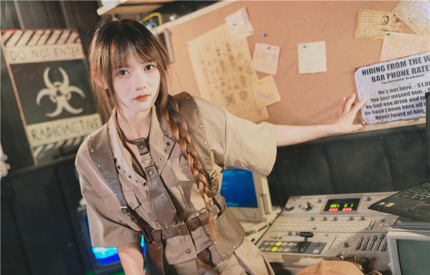 兔子Zzz不吃胡萝卜 跟我一起探险吧 [31P-471MB]