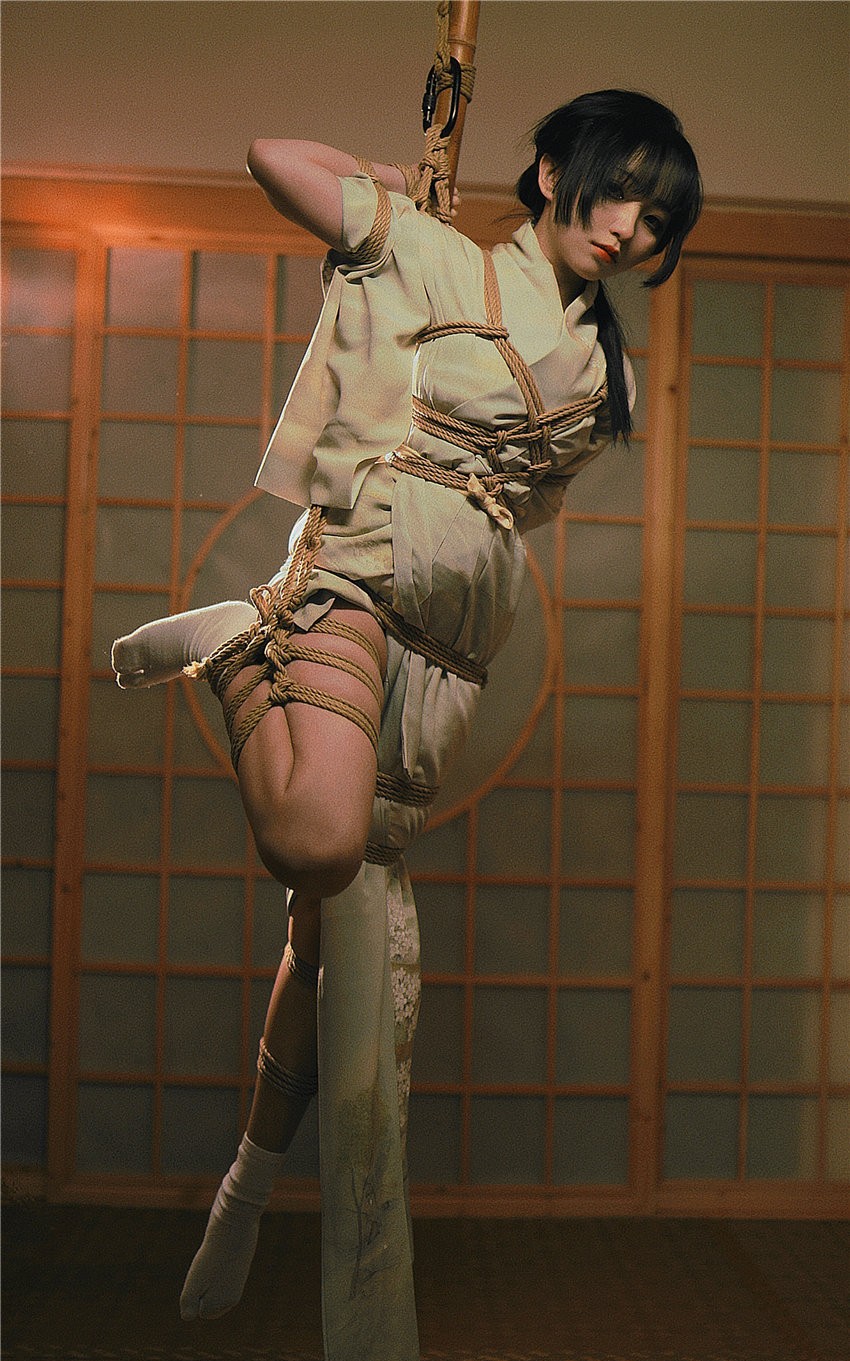 花铃 和服 [22P-198MB]