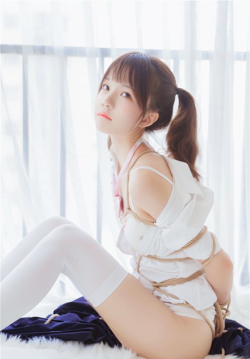 桜桃喵 束缚[51P-686MB]