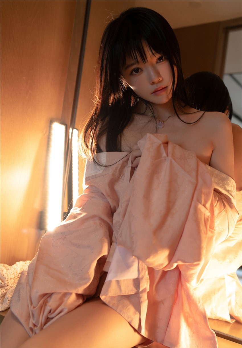 桜桃喵 拢花[23P-636MB]