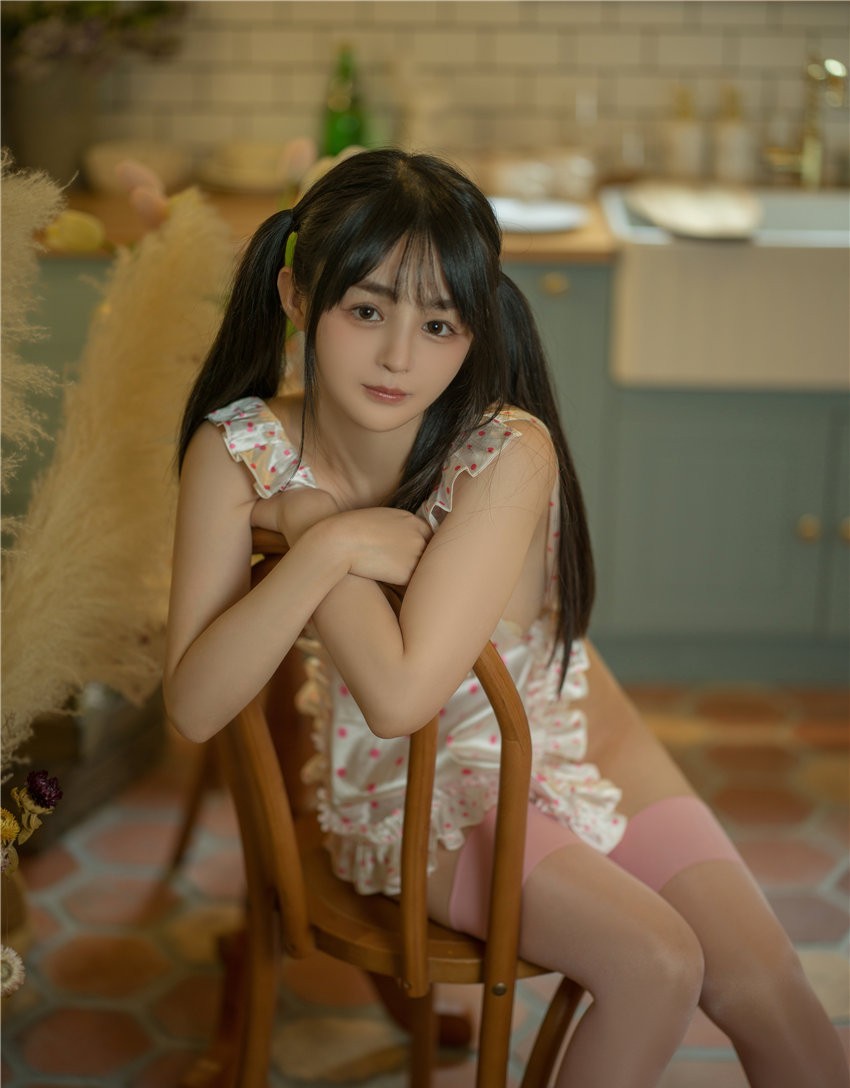 桜井宁宁 围裙厨房 [85P-710MB]