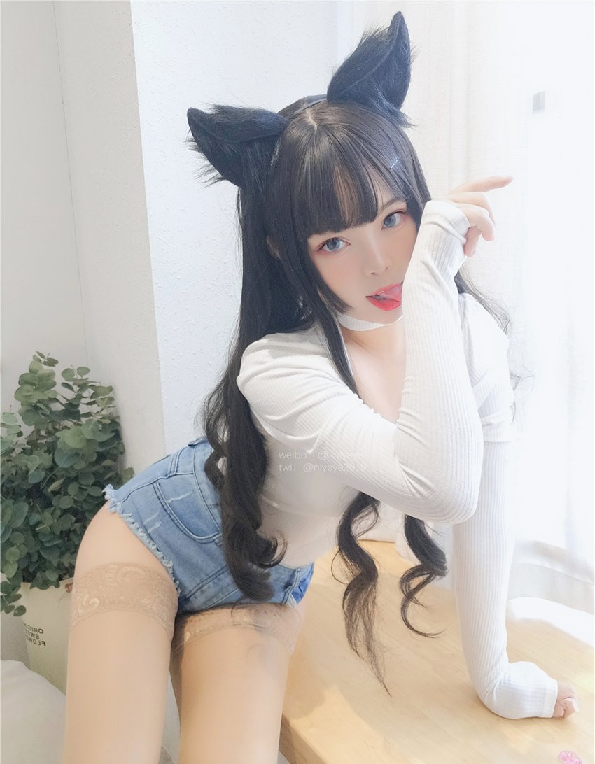 白烨 犬系姐姐 [88P15V-1.43GB]