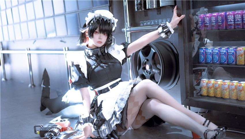 w百合欧皇子w 艾莲·乔 [12P-108MB]