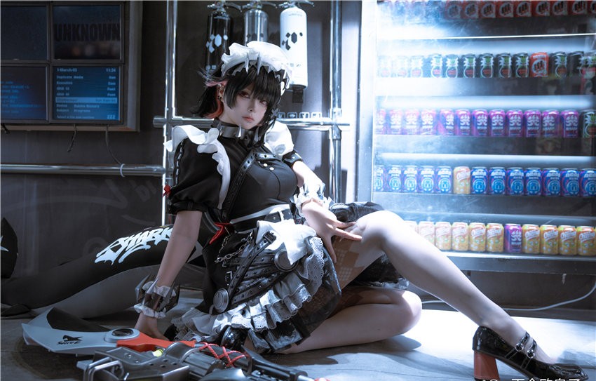 w百合欧皇子w 艾莲·乔 [12P-108MB]