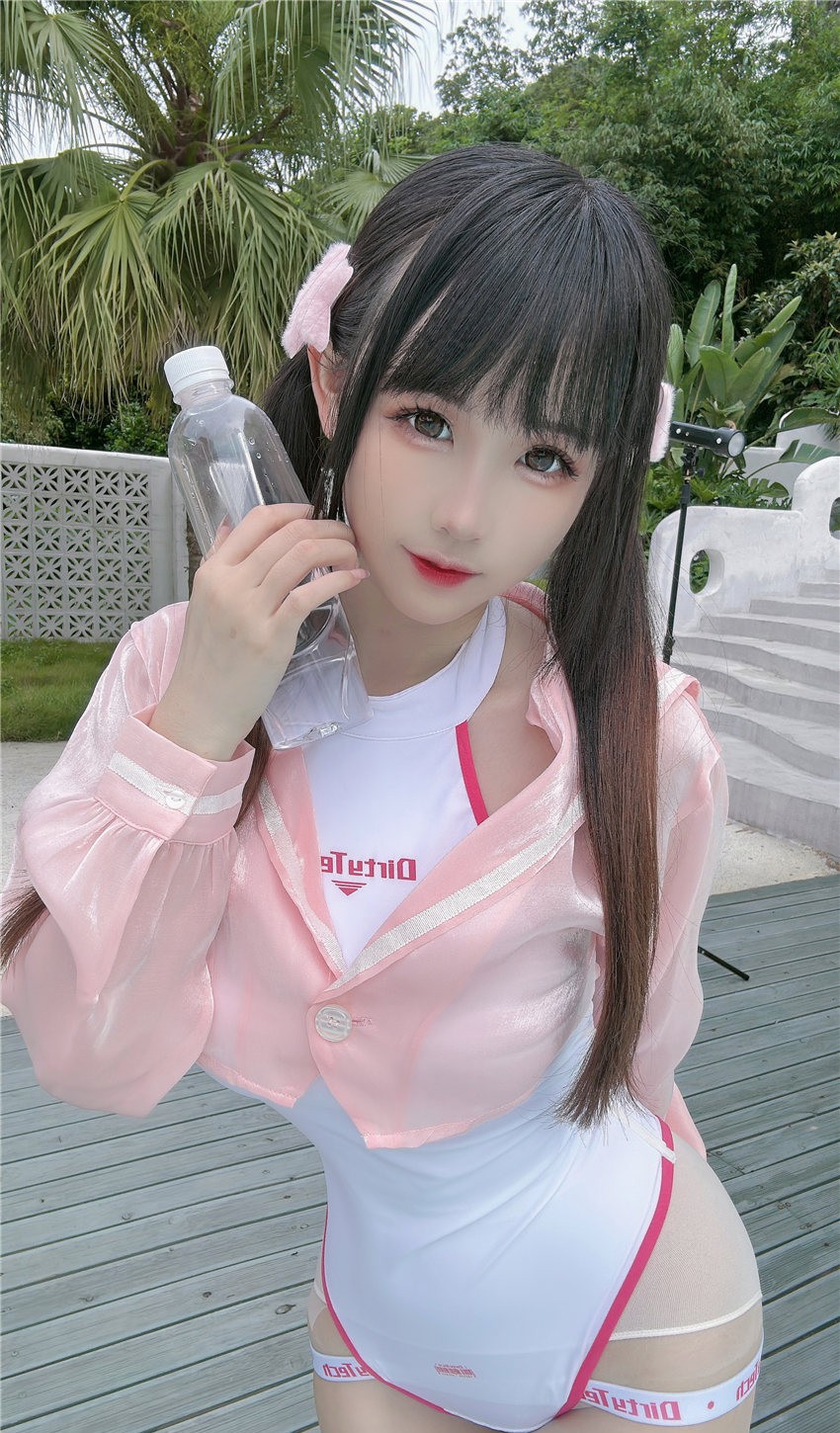 miko酱ww 夏日泳装集[50P-828MB]