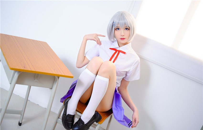 Tomoyo酱 鸢一折纸 校服 [12P-61MB]