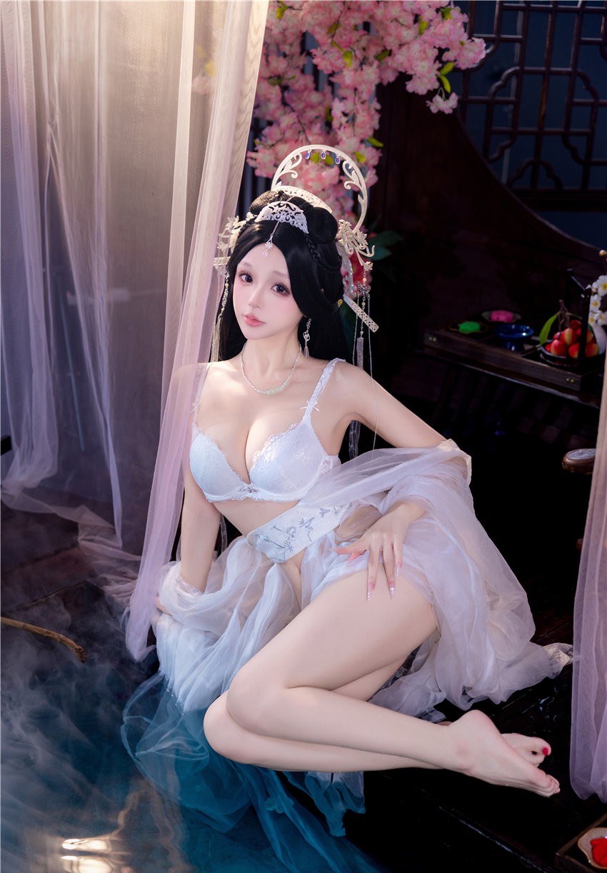 日奈娇 白月光 [236P3V-1.7G]