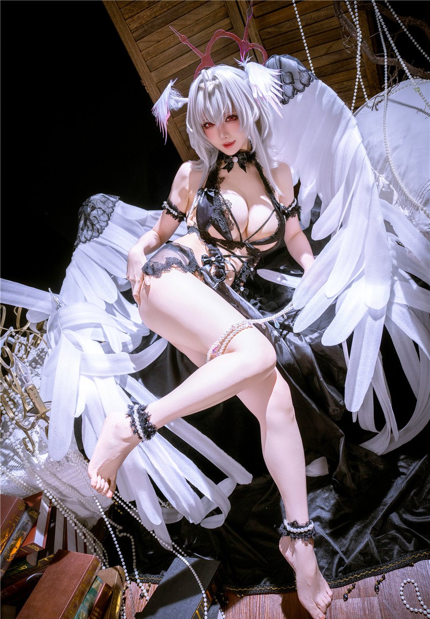 星之迟迟  碧蓝航线写真集 珍珠号 [32P-239M]