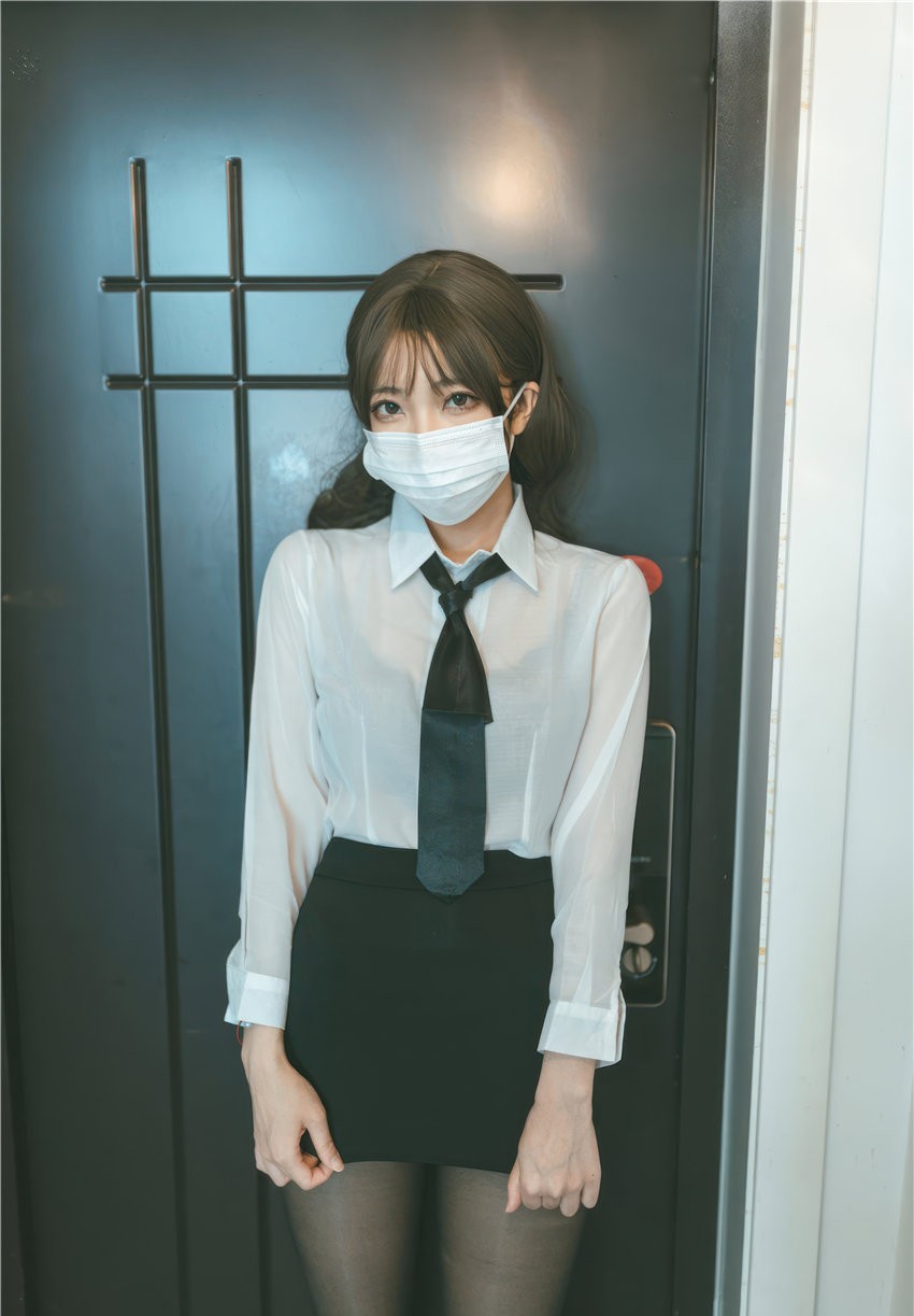 杏仁曲奇 OL额外时间[61P-315MB]