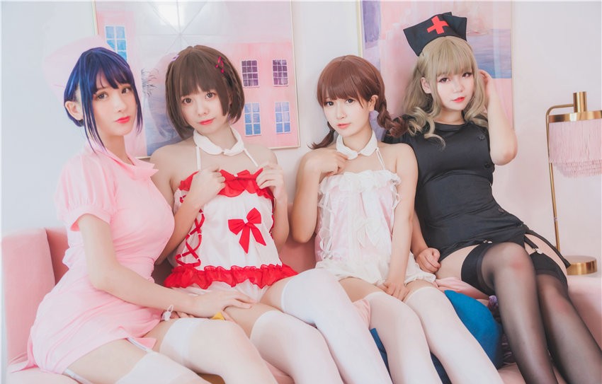 Yoko宅夏&小野妹子Wx白金Saki 四人彼女 [176P-3.73G]